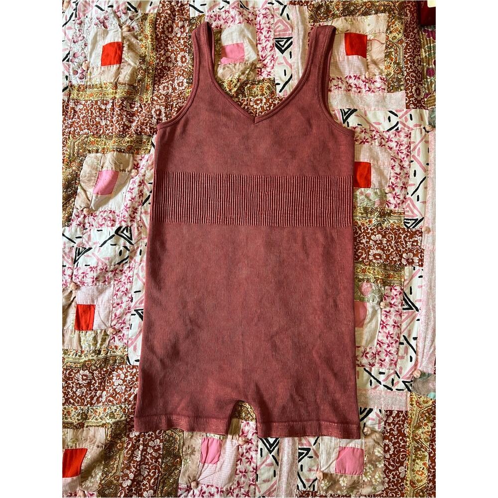 DYNAMIC Ribbed Tank Romper - Dusty Rose - Picture 4 of 8